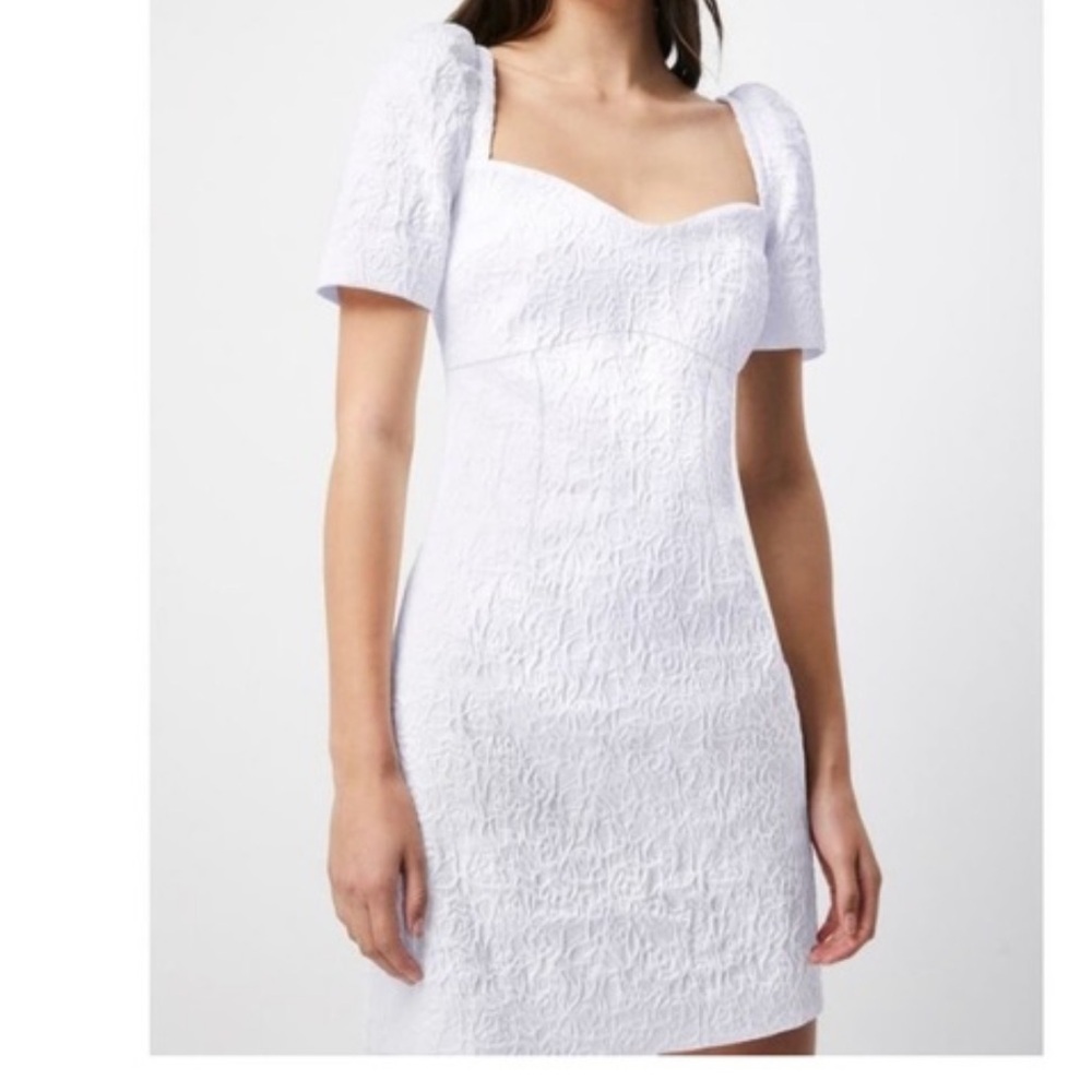 New Elliatt White Textured Sheath Mini Dress Puff Sleeves Square Neck Size Small - Picture 3 of 11